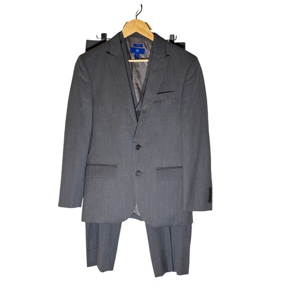 Egara Slim Fit Men’s Gray Full Suit Set Vest Double Vent Wool 36R Pants 30x30 - Picture 1 of 16